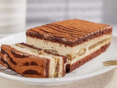 Tiramisu Cake
